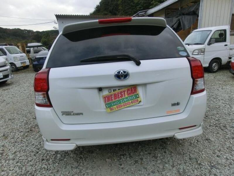 COROLLA FIELDER