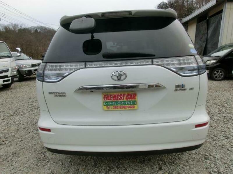 ESTIMA HYBRID