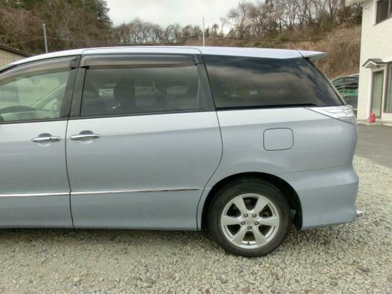ESTIMA HYBRID