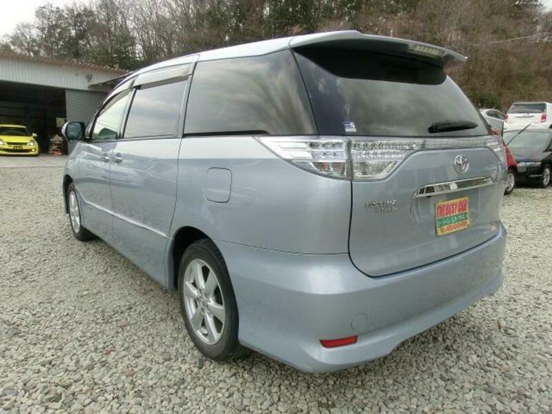 ESTIMA HYBRID