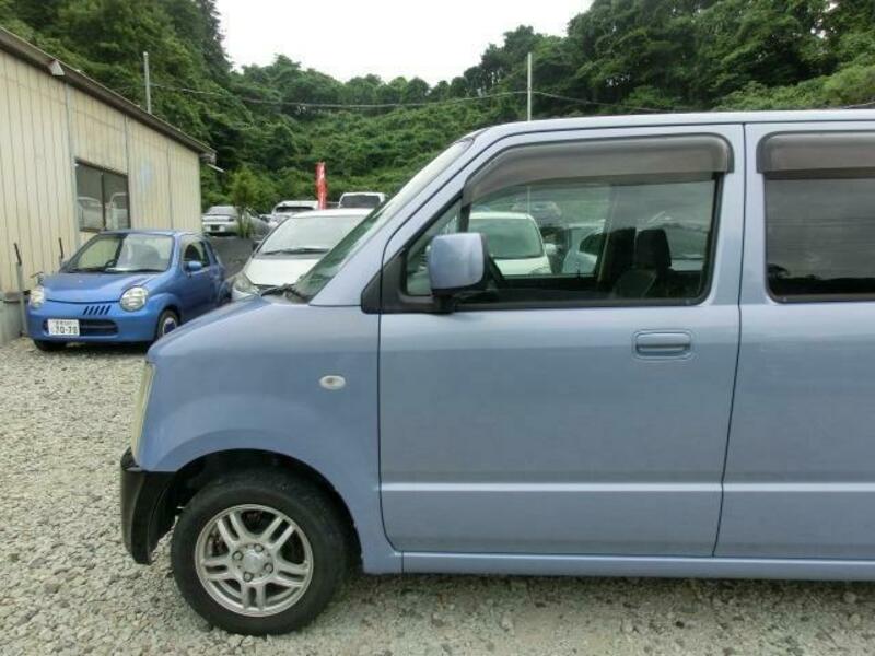 WAGON R