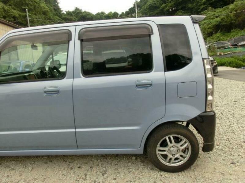 WAGON R