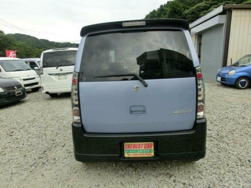 WAGON R