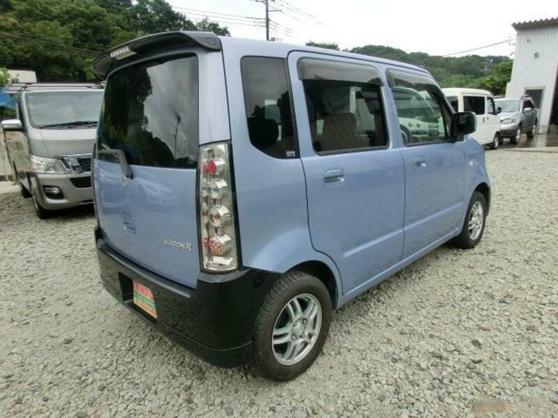 WAGON R