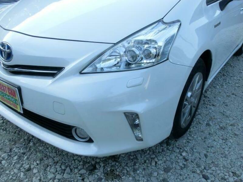 PRIUS ALPHA