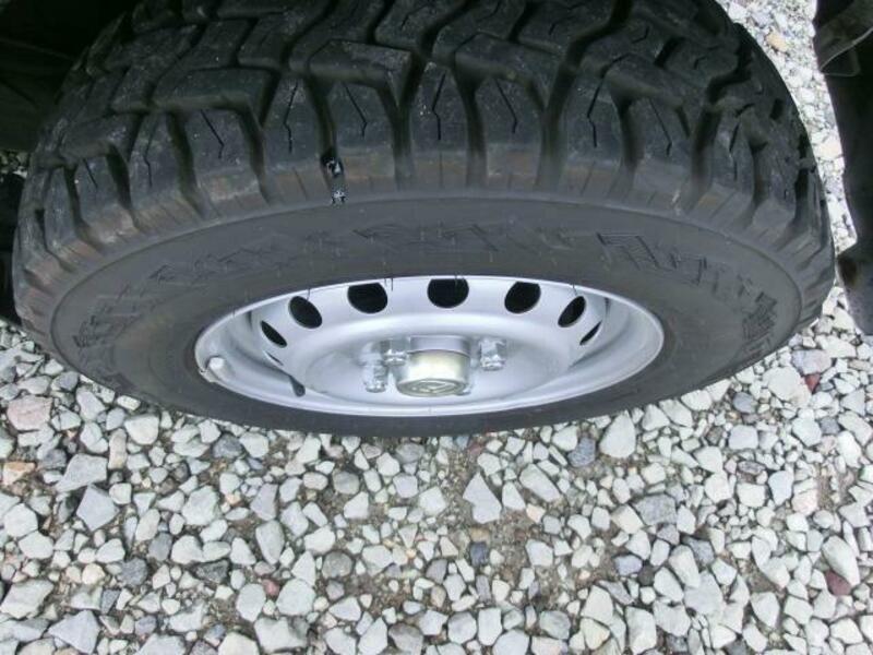 N-VAN