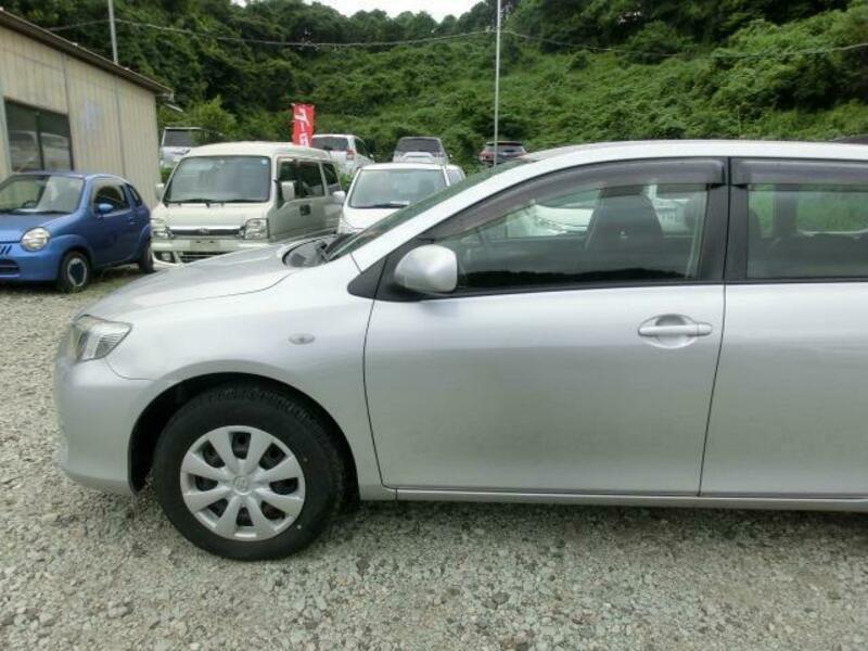 COROLLA FIELDER