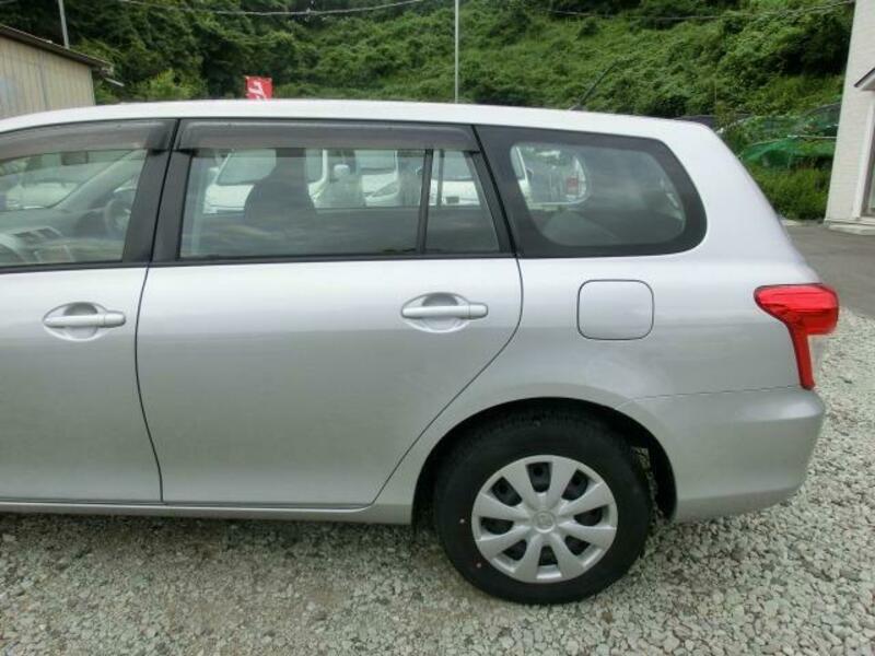 COROLLA FIELDER