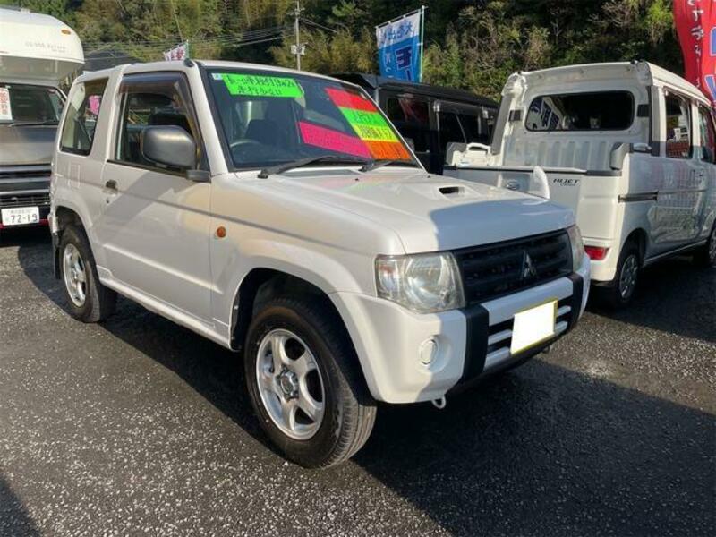 MITSUBISHI PAJERO MINI