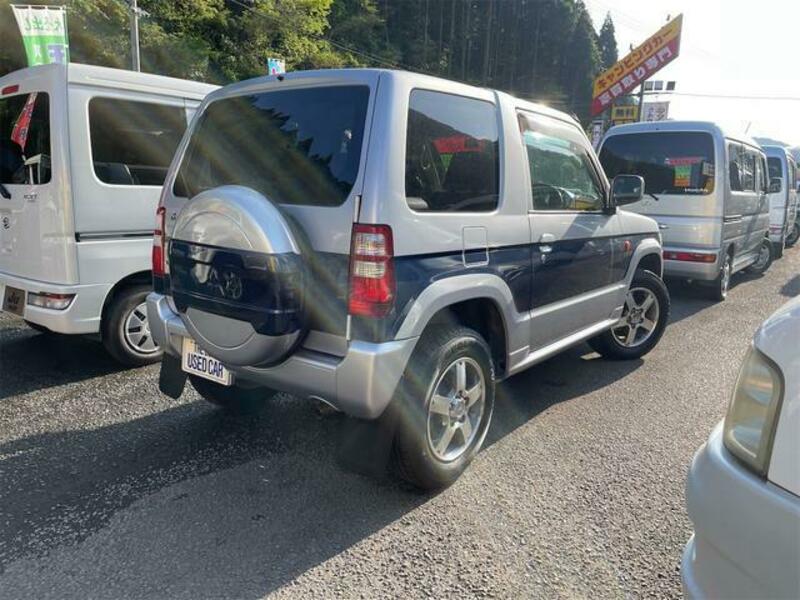 PAJERO MINI