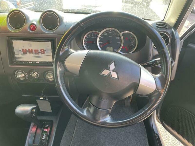 PAJERO MINI