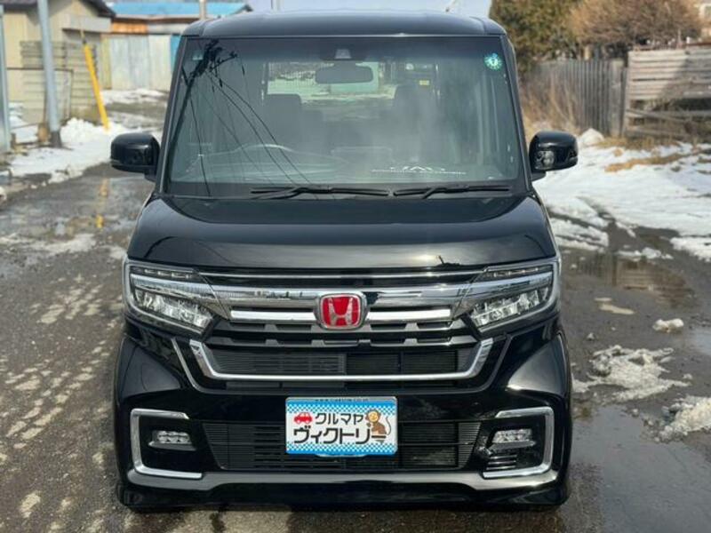 N BOX CUSTOM