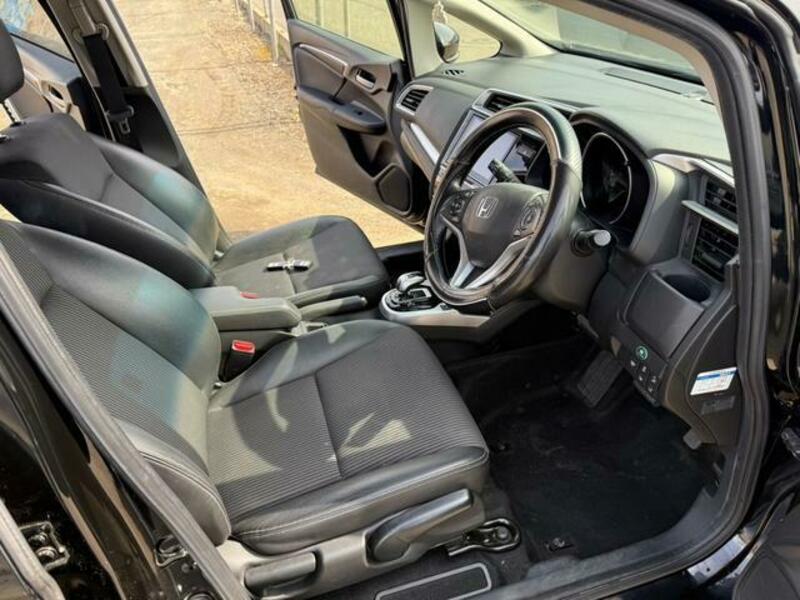 FIT HYBRID