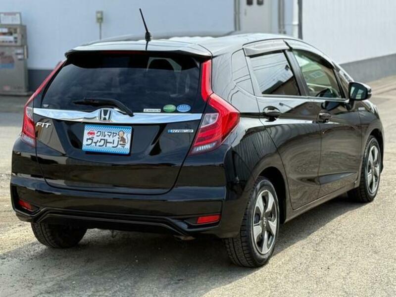 FIT HYBRID