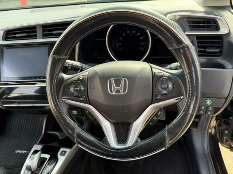 FIT HYBRID