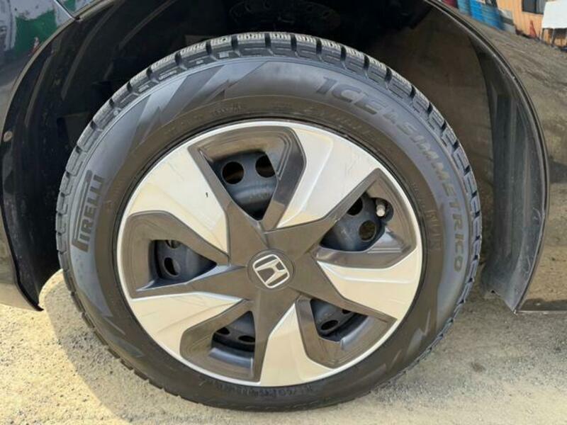 FIT HYBRID