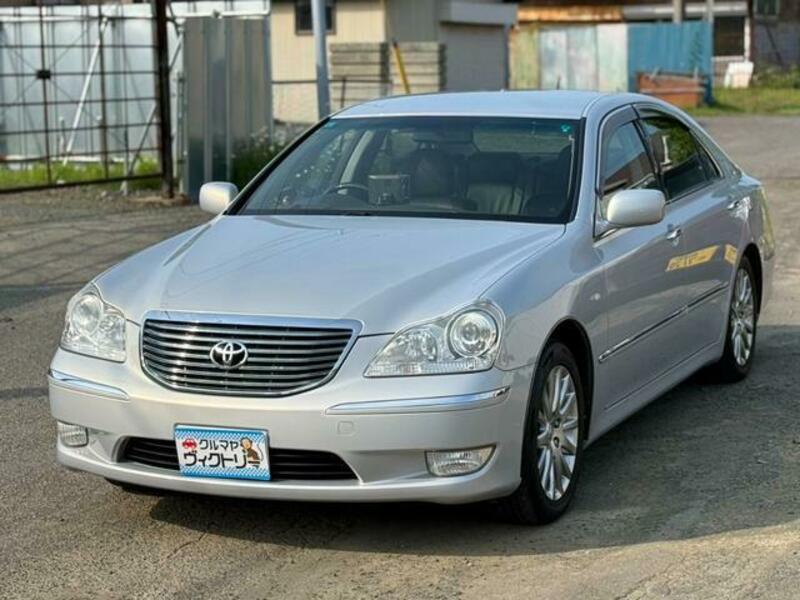 TOYOTA CROWN MAJESTA