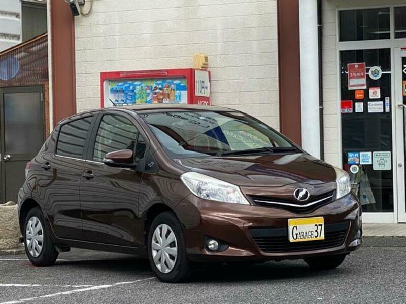 TOYOTA VITZ