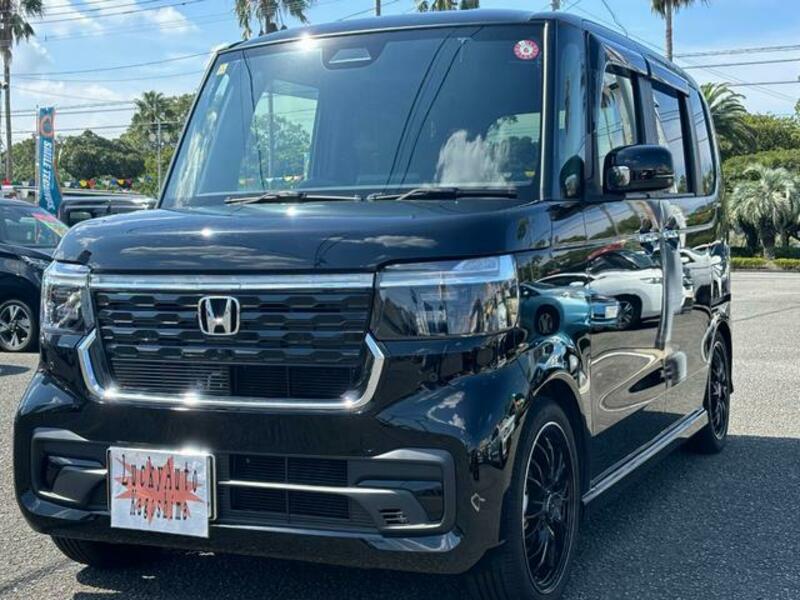 HONDA N BOX CUSTOM