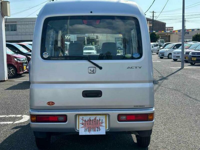 ACTY VAN