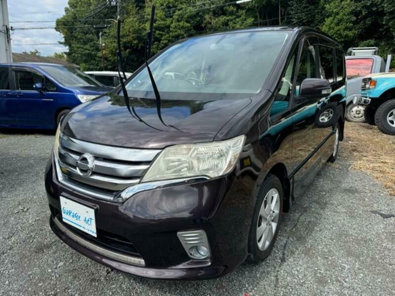 NISSAN SERENA