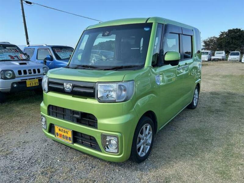 DAIHATSU WAKE