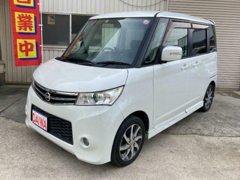 NISSAN ROOX