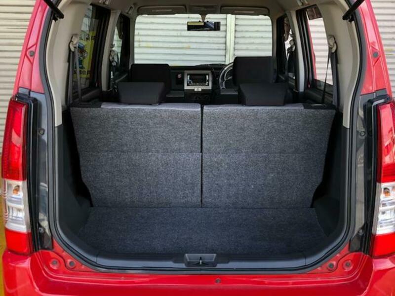 WAGON R