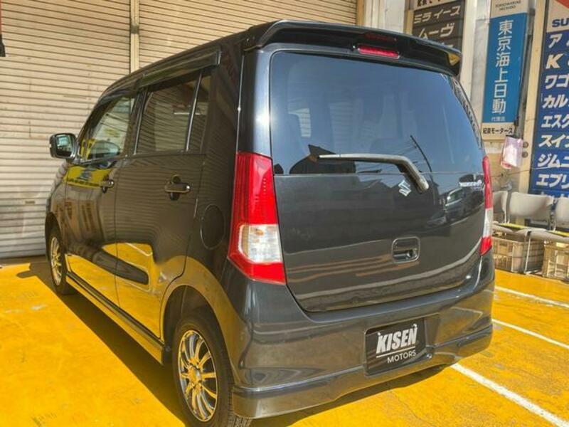 WAGON R