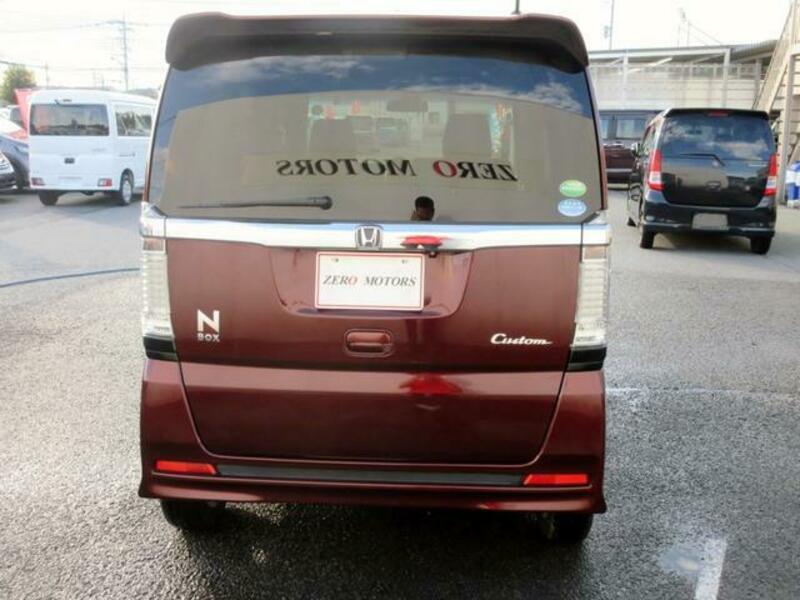 N BOX CUSTOM