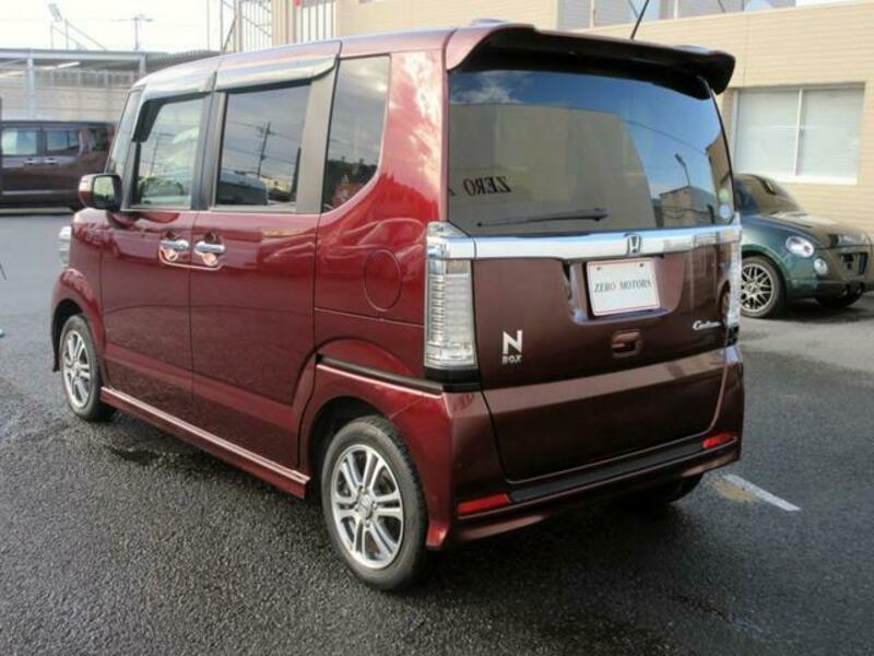 N BOX CUSTOM