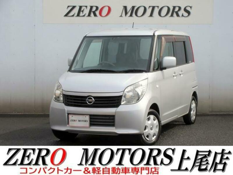 NISSAN ROOX