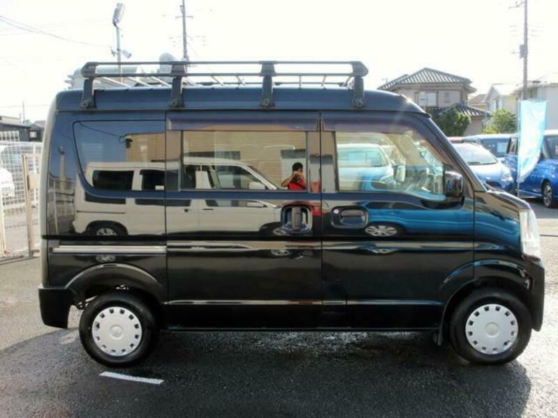 MINICAB VAN