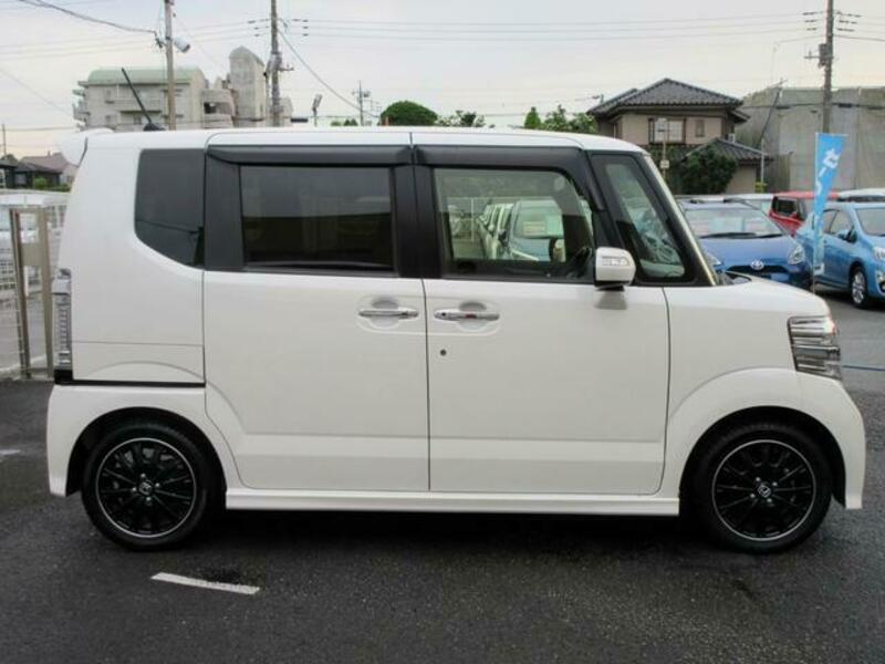 N BOX CUSTOM