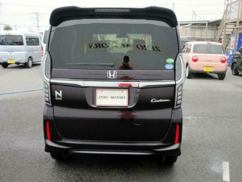 N BOX CUSTOM