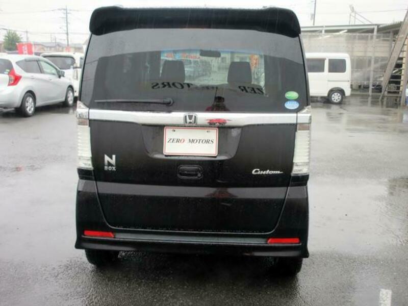N BOX CUSTOM