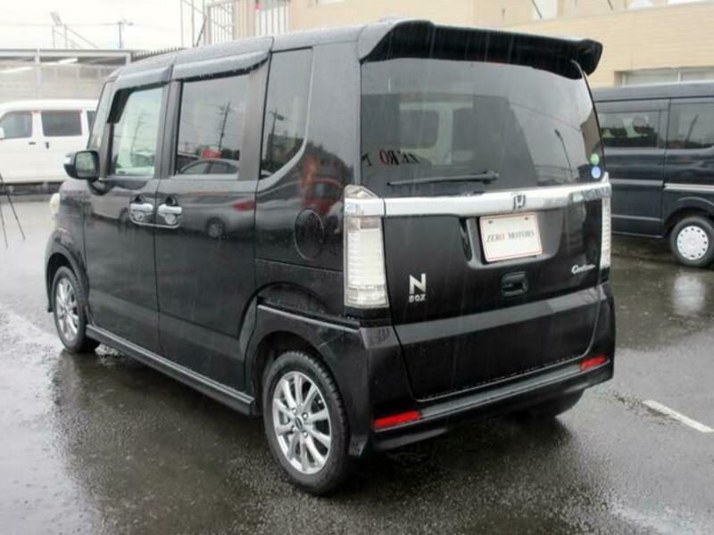 N BOX CUSTOM