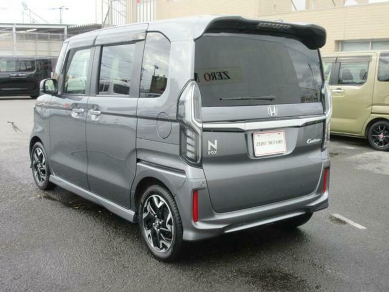 N BOX CUSTOM