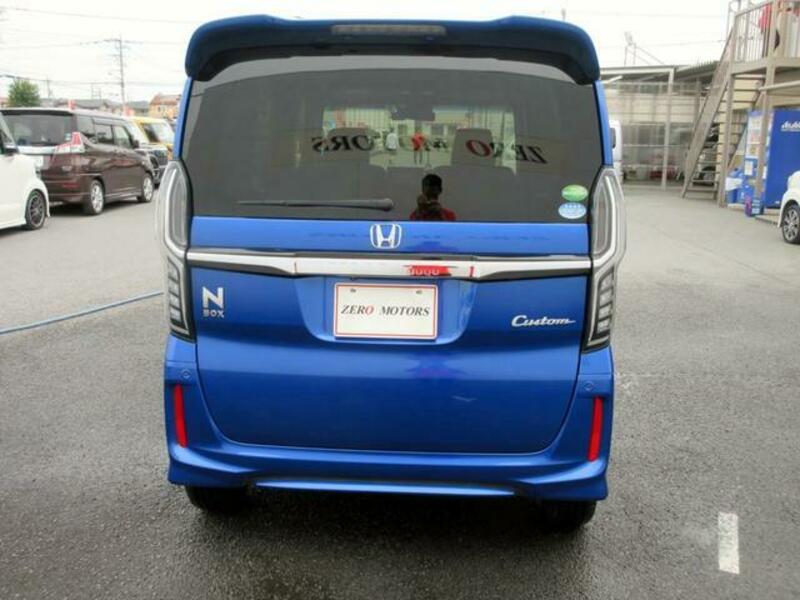 N BOX CUSTOM