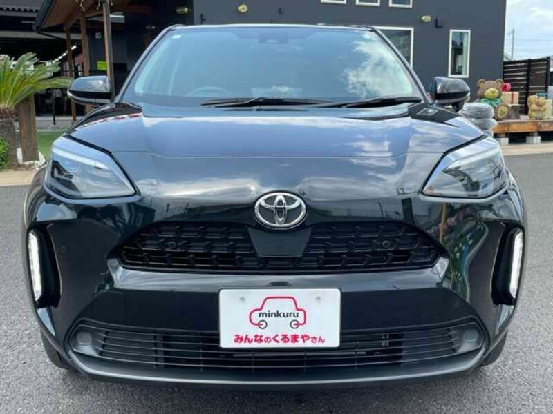 YARIS CROSS