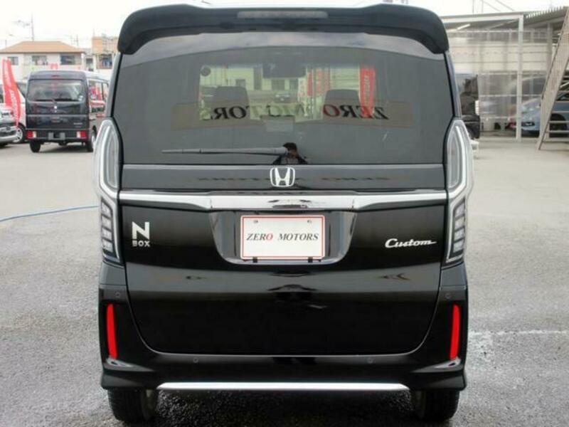 N BOX CUSTOM