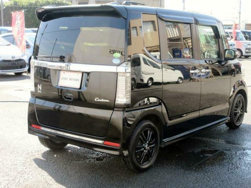N BOX CUSTOM
