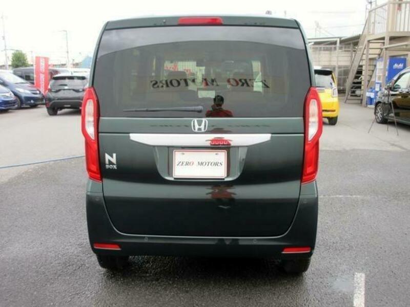 N BOX
