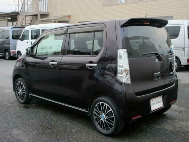 WAGON R