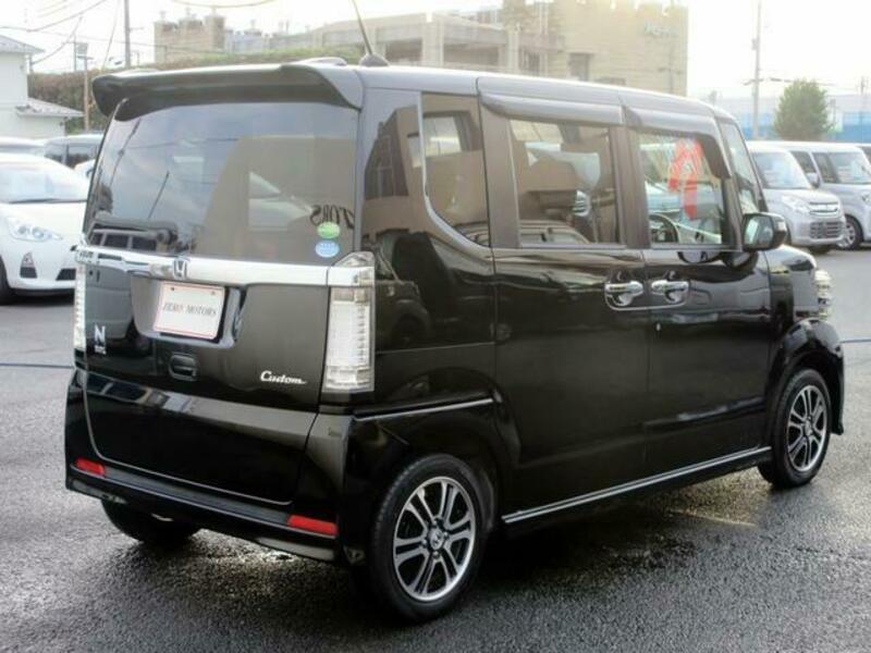 N BOX CUSTOM