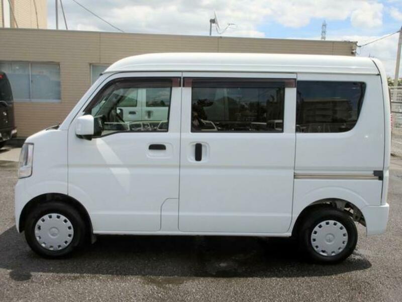 MINICAB VAN