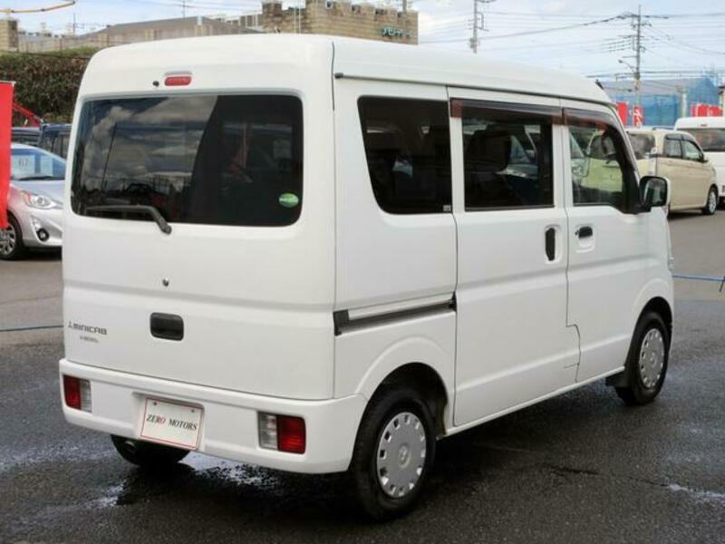 MINICAB VAN