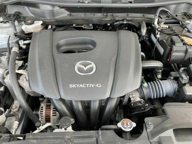 MAZDA2