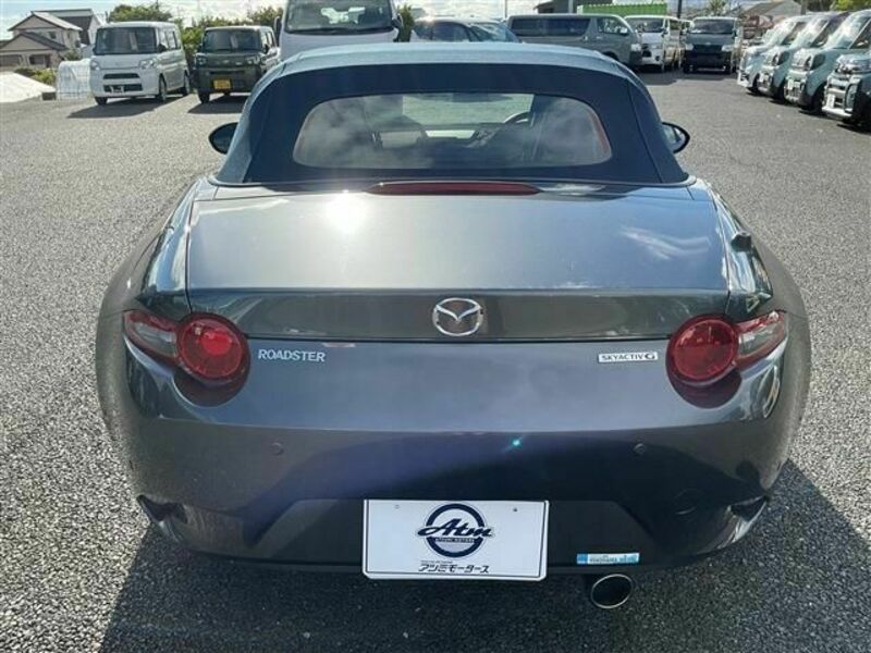 ROADSTER
