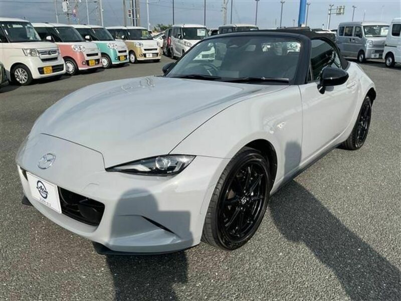 MAZDA ROADSTER
